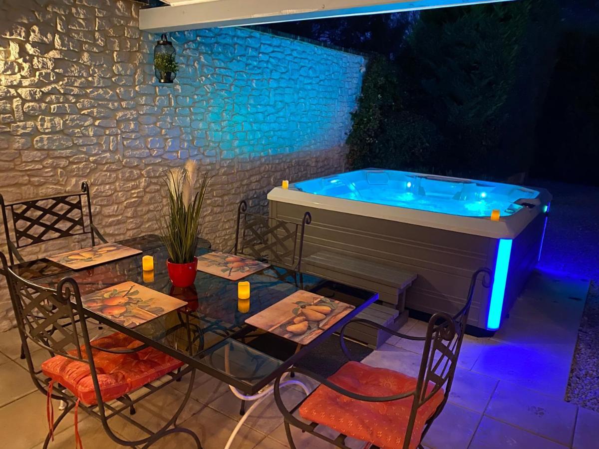 Mas Beau Soleil & Spa Cottages De Charme Avec Jacuzzi&Jardin Prives Сен-Реми-де-Прованс Экстерьер фото