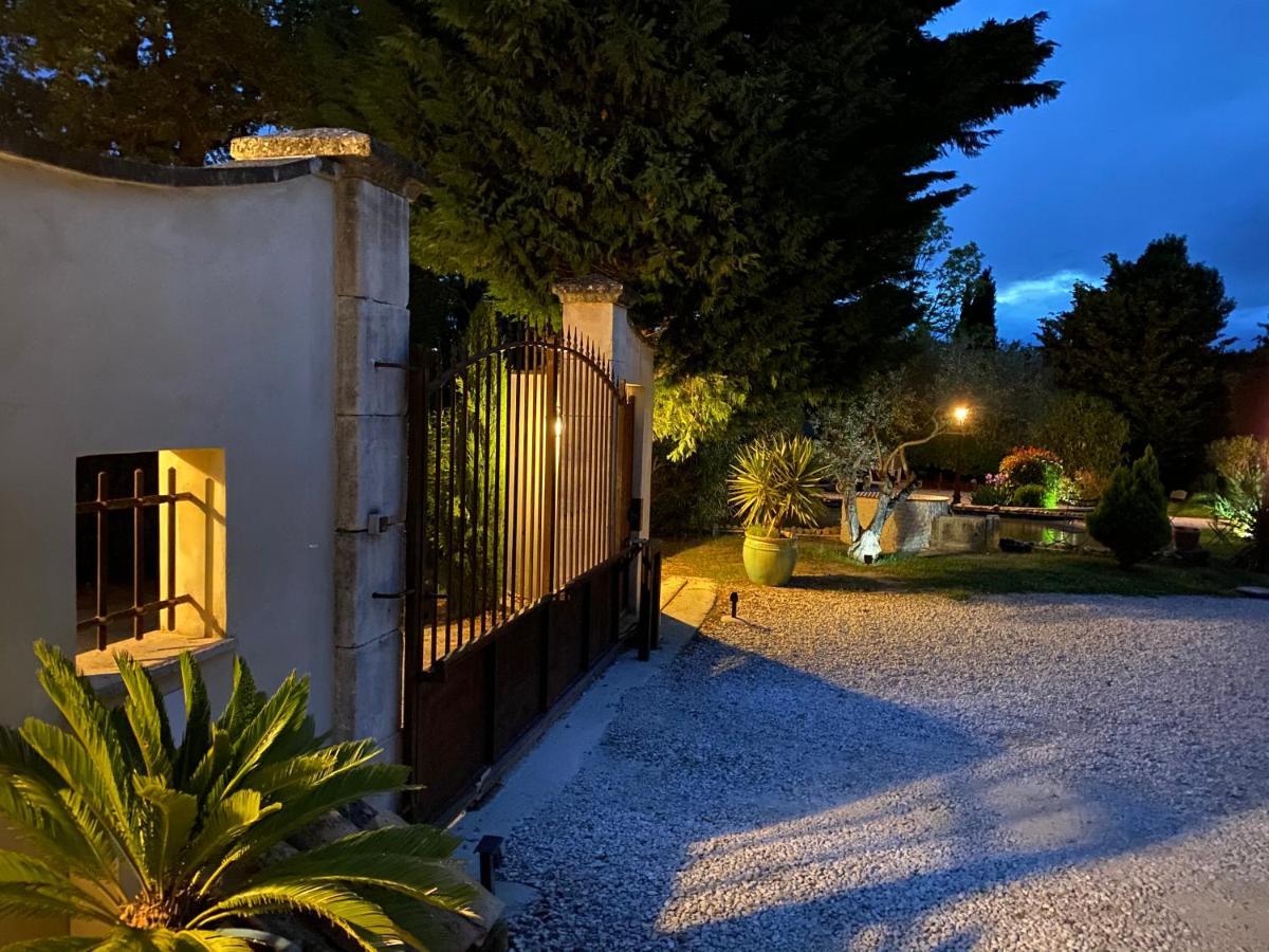 Mas Beau Soleil & Spa Cottages De Charme Avec Jacuzzi&Jardin Prives Сен-Реми-де-Прованс Экстерьер фото
