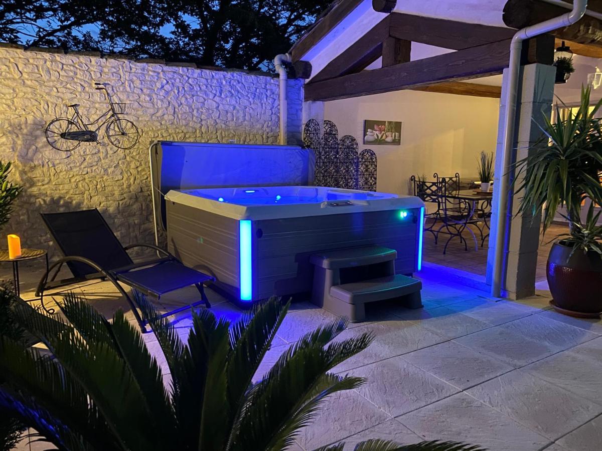 Mas Beau Soleil & Spa Cottages De Charme Avec Jacuzzi&Jardin Prives Сен-Реми-де-Прованс Экстерьер фото