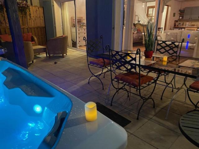 Mas Beau Soleil & Spa Cottages De Charme Avec Jacuzzi&Jardin Prives Сен-Реми-де-Прованс Экстерьер фото