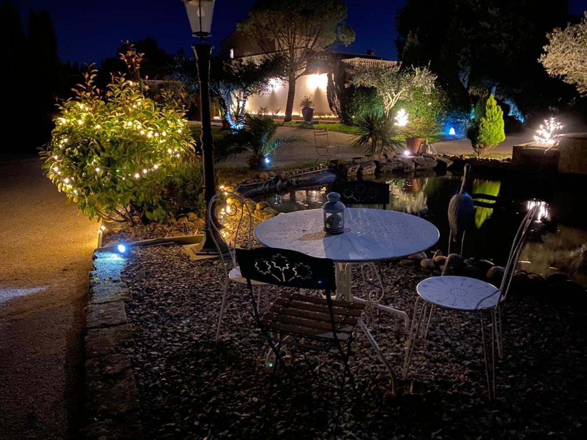 Mas Beau Soleil & Spa Cottages De Charme Avec Jacuzzi&Jardin Prives Сен-Реми-де-Прованс Экстерьер фото